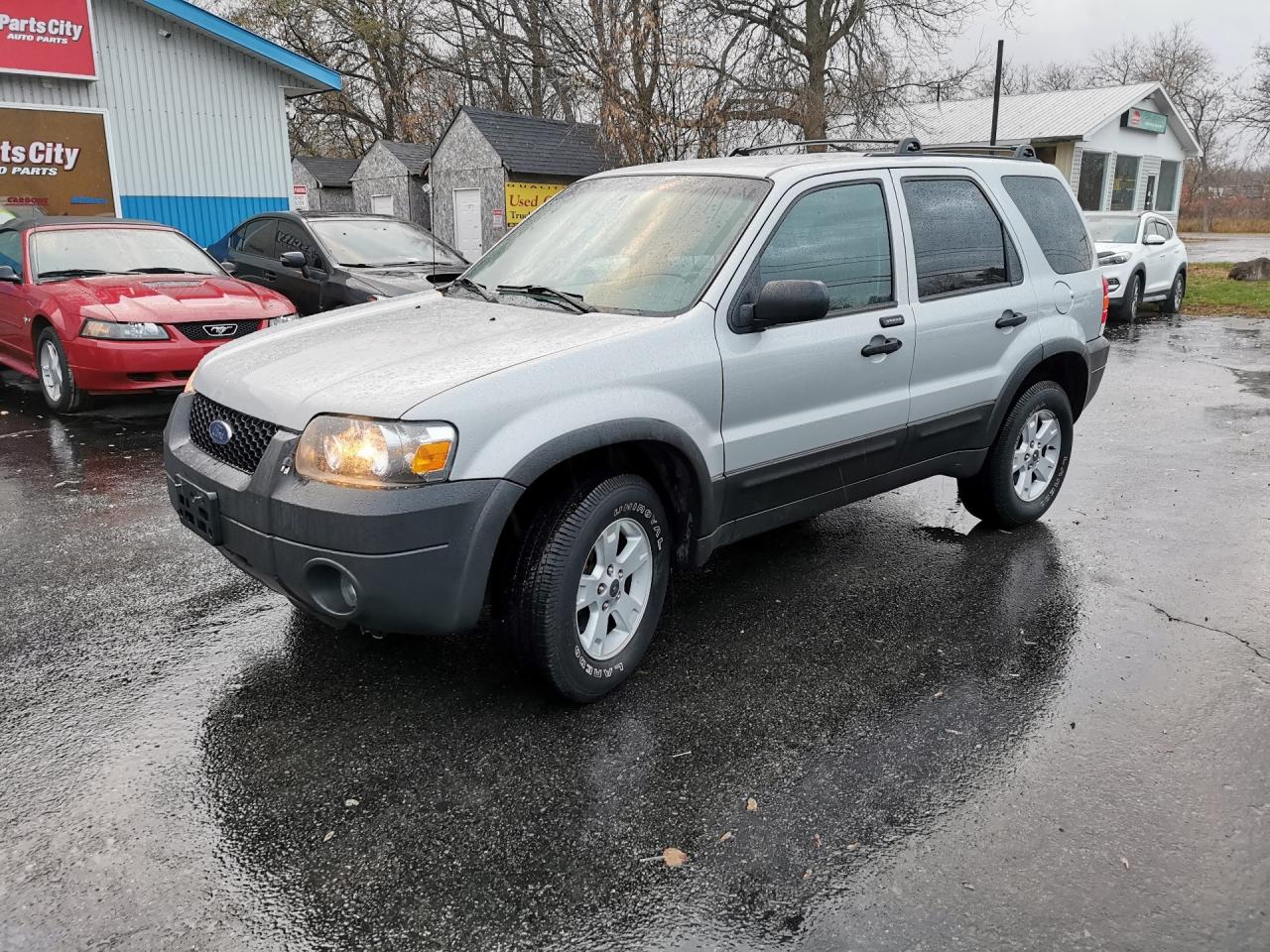 2005 Ford Escape XLT 4WD - Photo #1