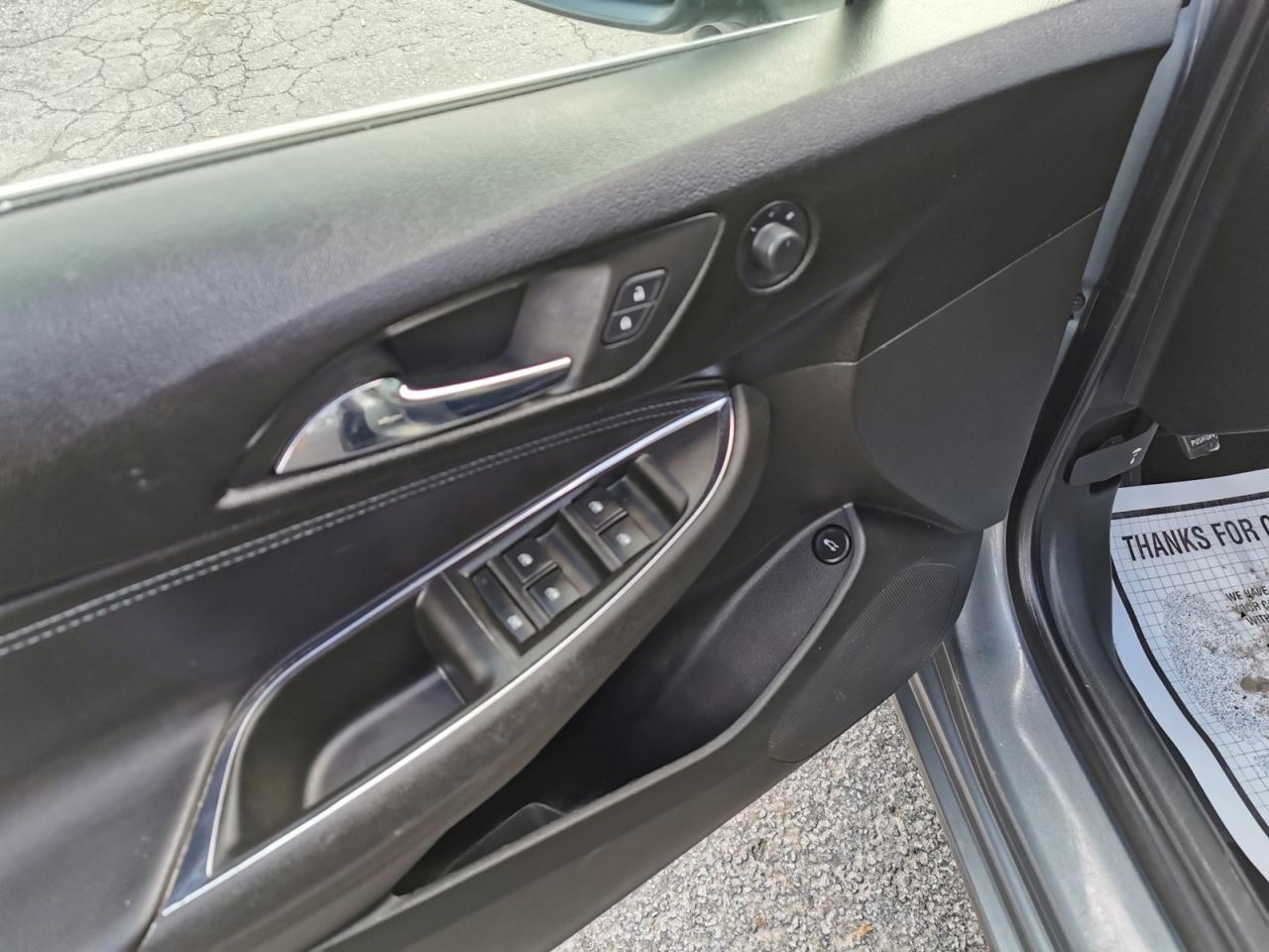 2019 Chevrolet Cruze Premier - Photo #10