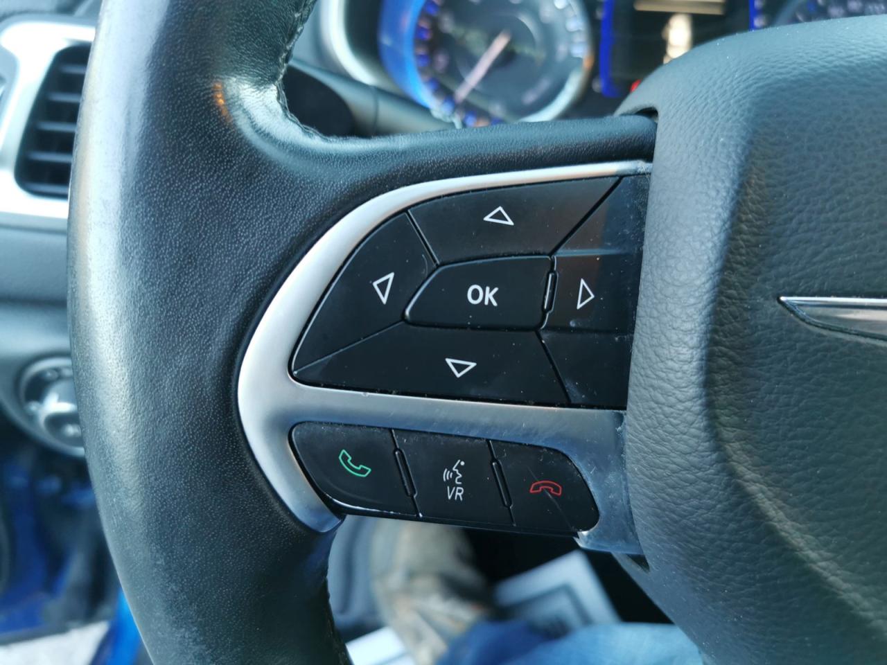 2015 Chrysler 200 Limited - Photo #15