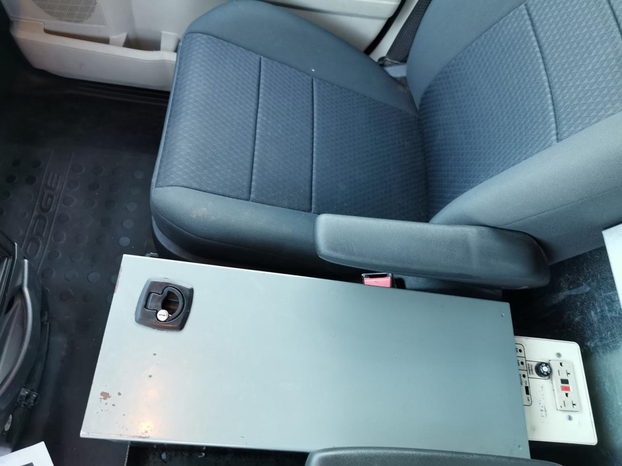 2010 Dodge Grand Caravan CARGO - Photo #18