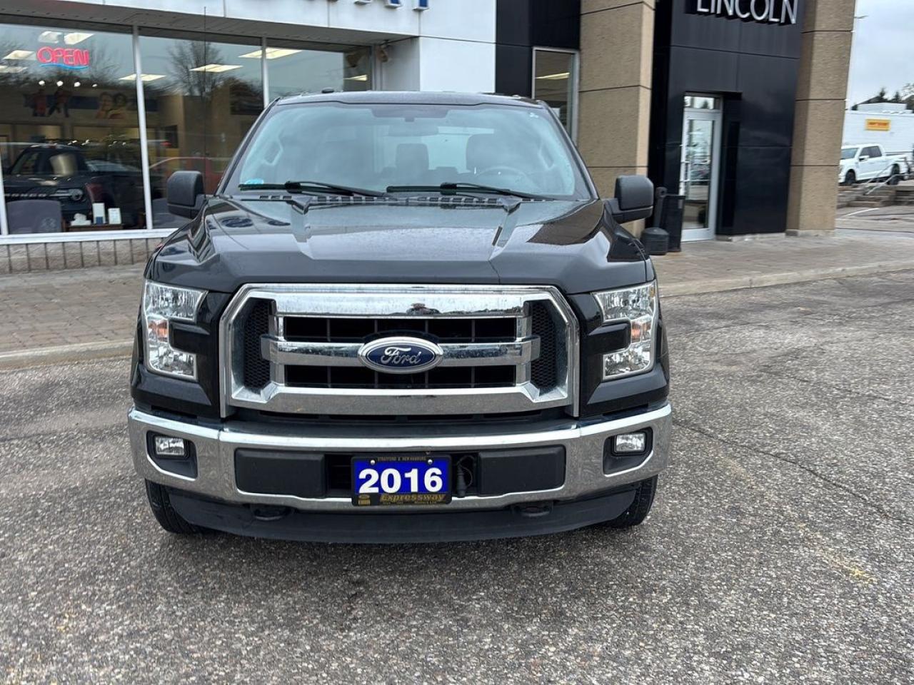 2016 Ford F-150 XLT Photo1