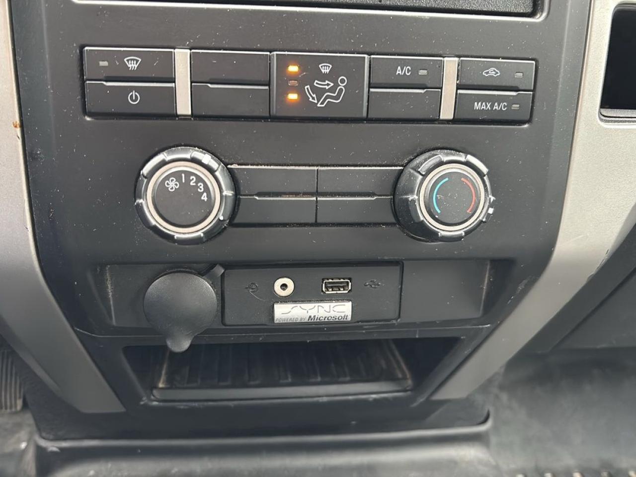 2014 Ford F-150 XLT Photo5