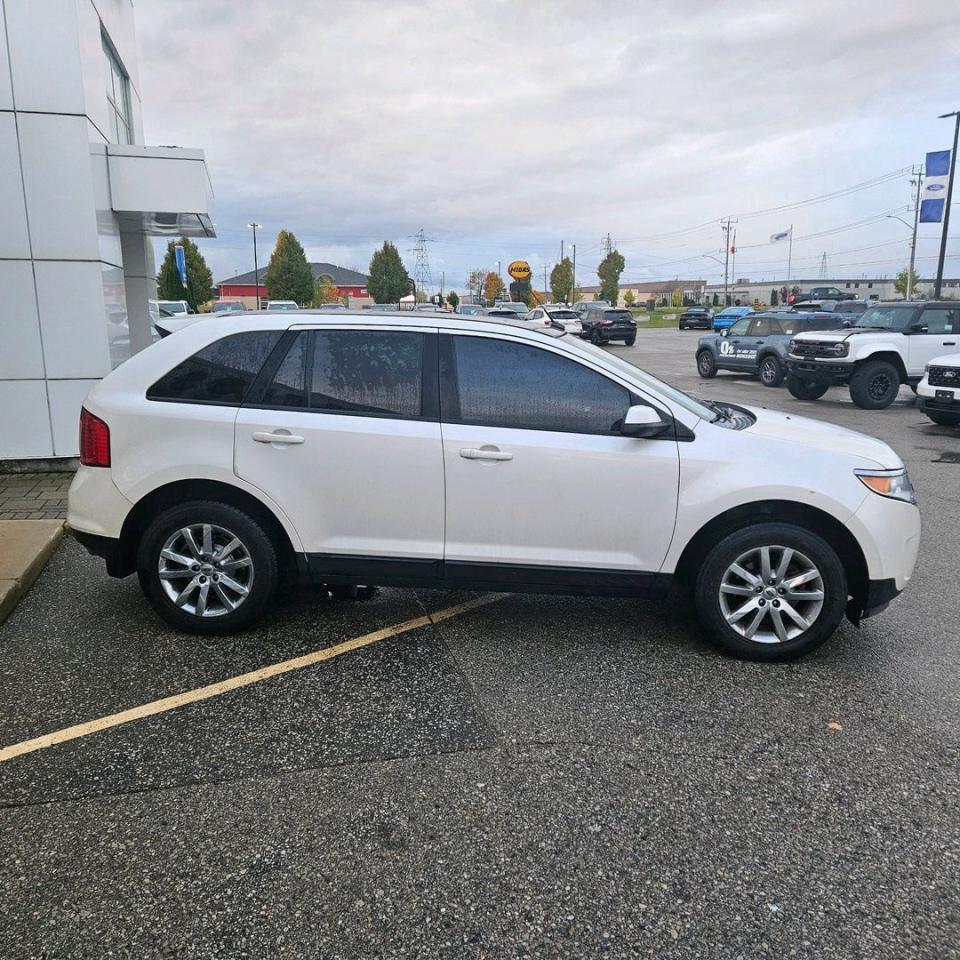 2013 Ford Edge SEL Photo3