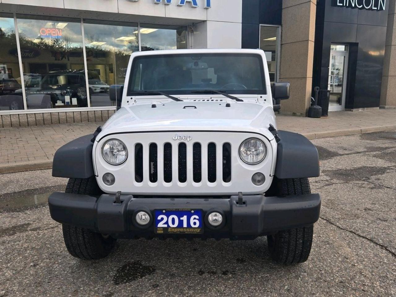 2016 Jeep Wrangler SPORT Photo1