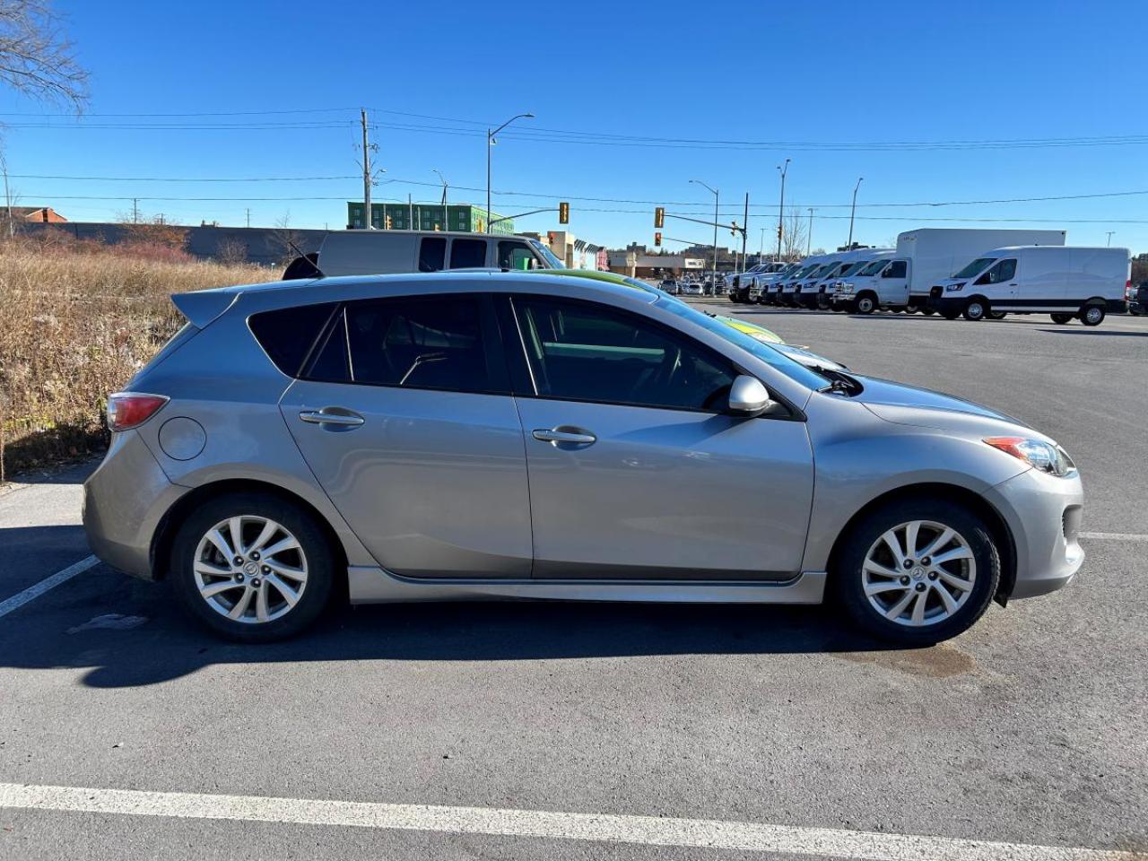 2012 Mazda MAZDA3 GS Photo3