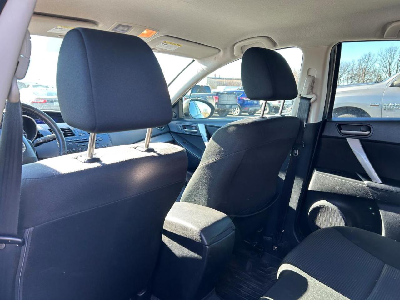 2012 Mazda MAZDA3 GS Photo