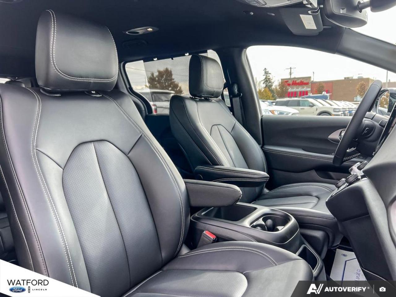 2025 Dodge Grand Caravan SXT 2WD Photo