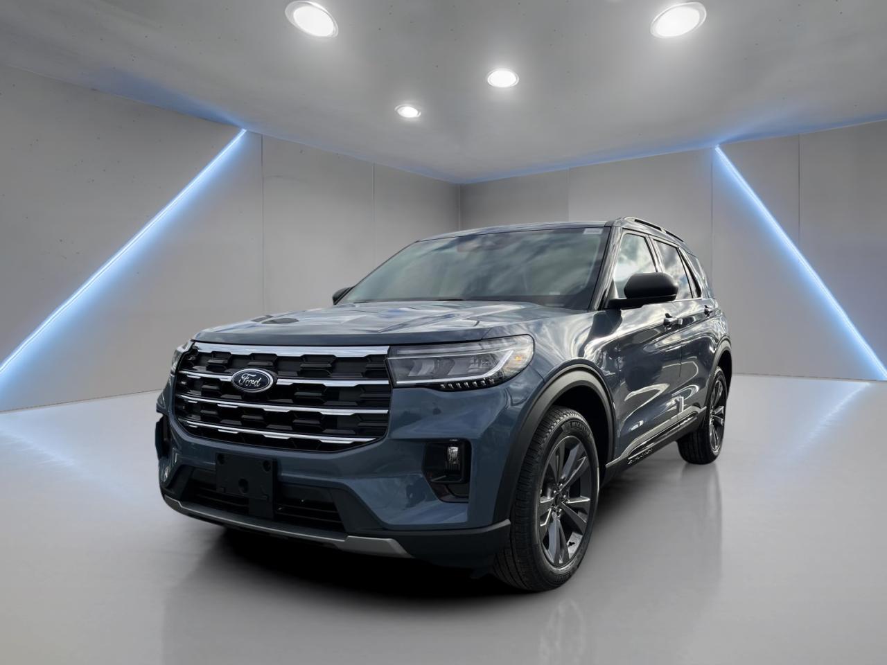 2026 Ford Explorer Active Photo0