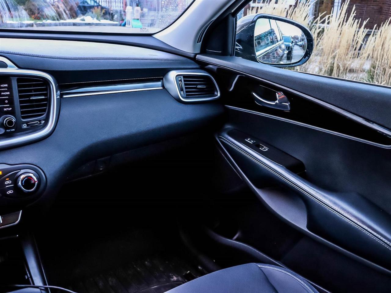 2019 Kia Sorento 2.4L LX Photo