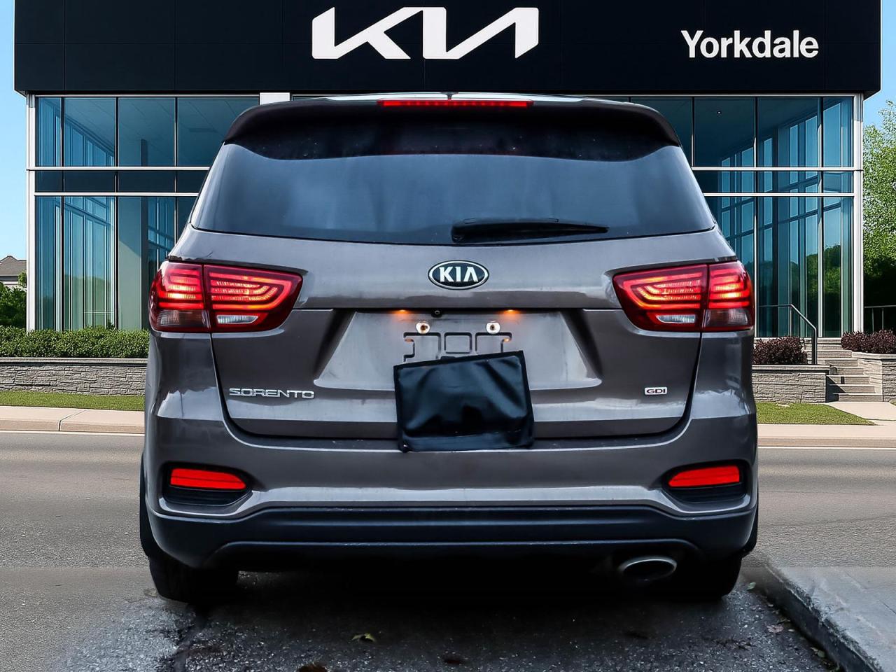 2019 Kia Sorento 2.4L LX Photo2