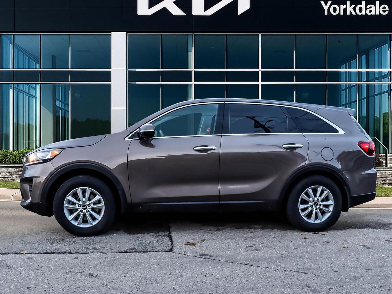 2019 Kia Sorento 2.4L LX Photo3