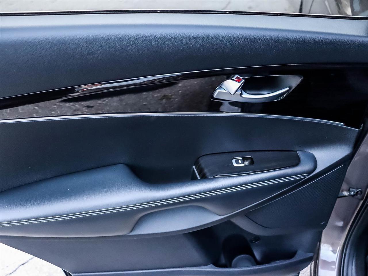 2019 Kia Sorento 2.4L LX Photo
