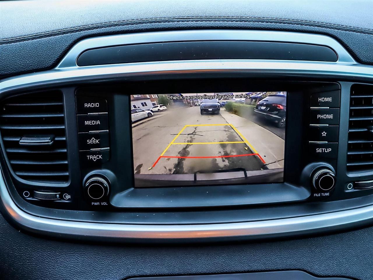 2019 Kia Sorento 2.4L LX Photo