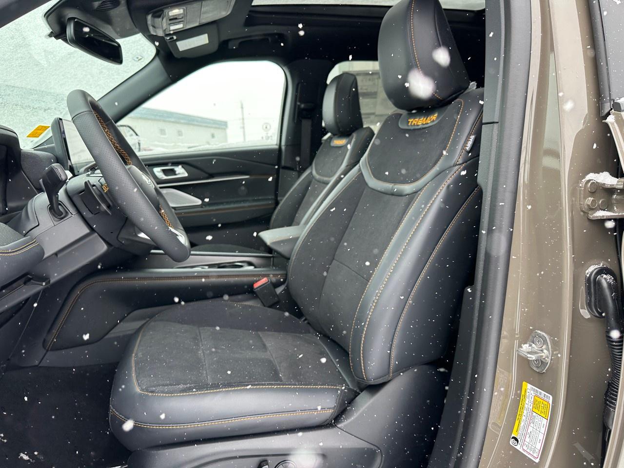 2026 Ford Explorer TREMOR 4WD Photo