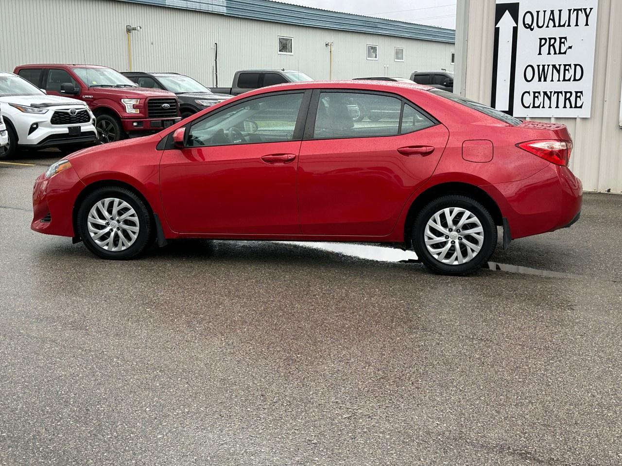 2018 Toyota Corolla LE CVT Photo