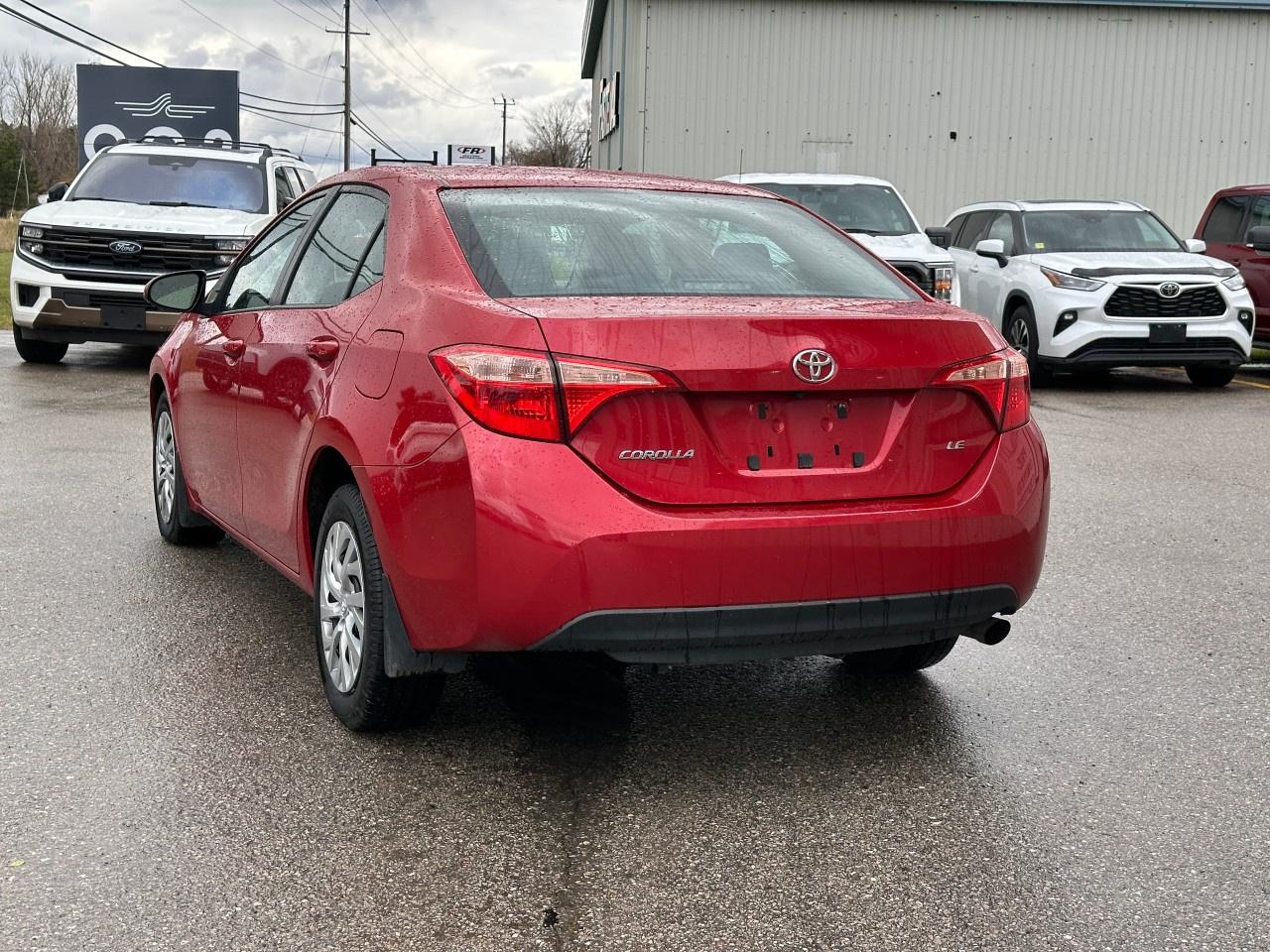 2018 Toyota Corolla LE CVT Photo