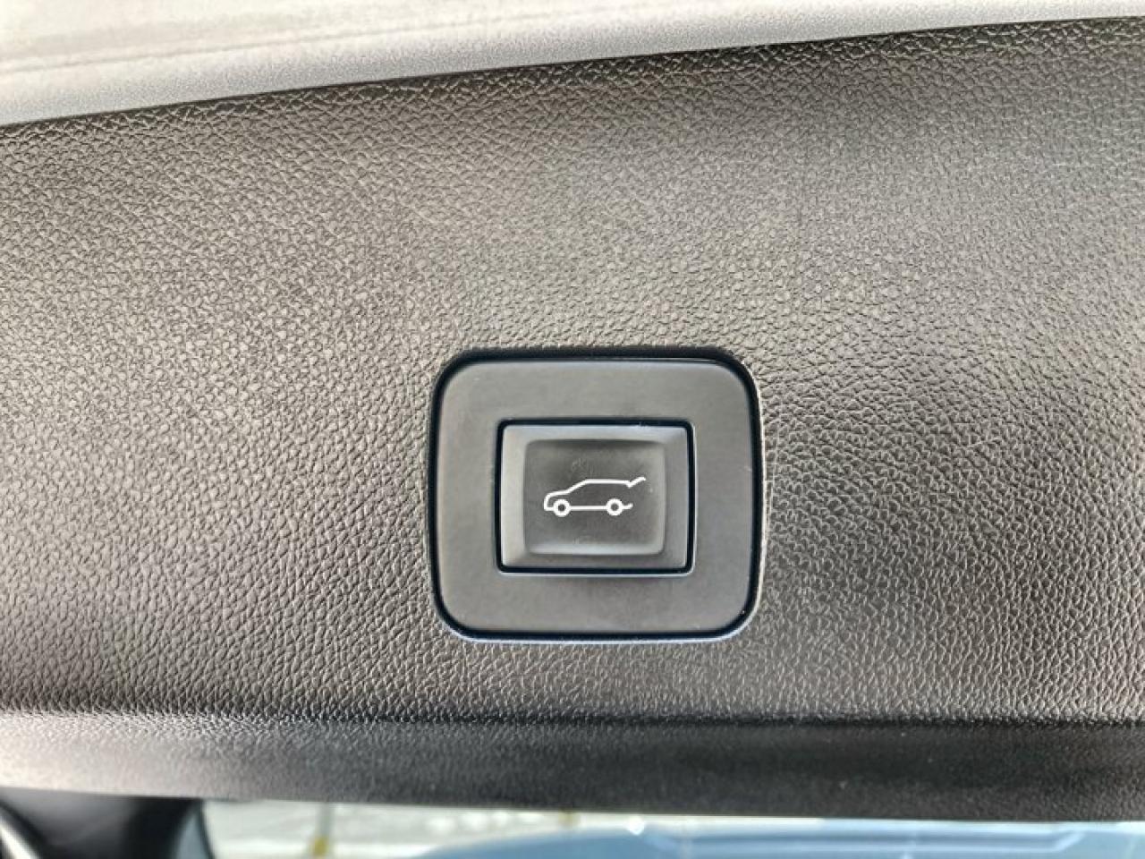 2023 Buick Encore GX Preferred | Remote Start | Leather Seats | Heated Seats Photo