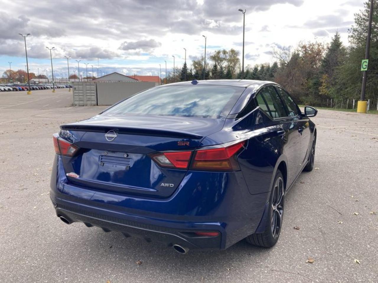 2023 Nissan Altima SR AWD | Leather Seats | Sunroof | Remote Start Photo