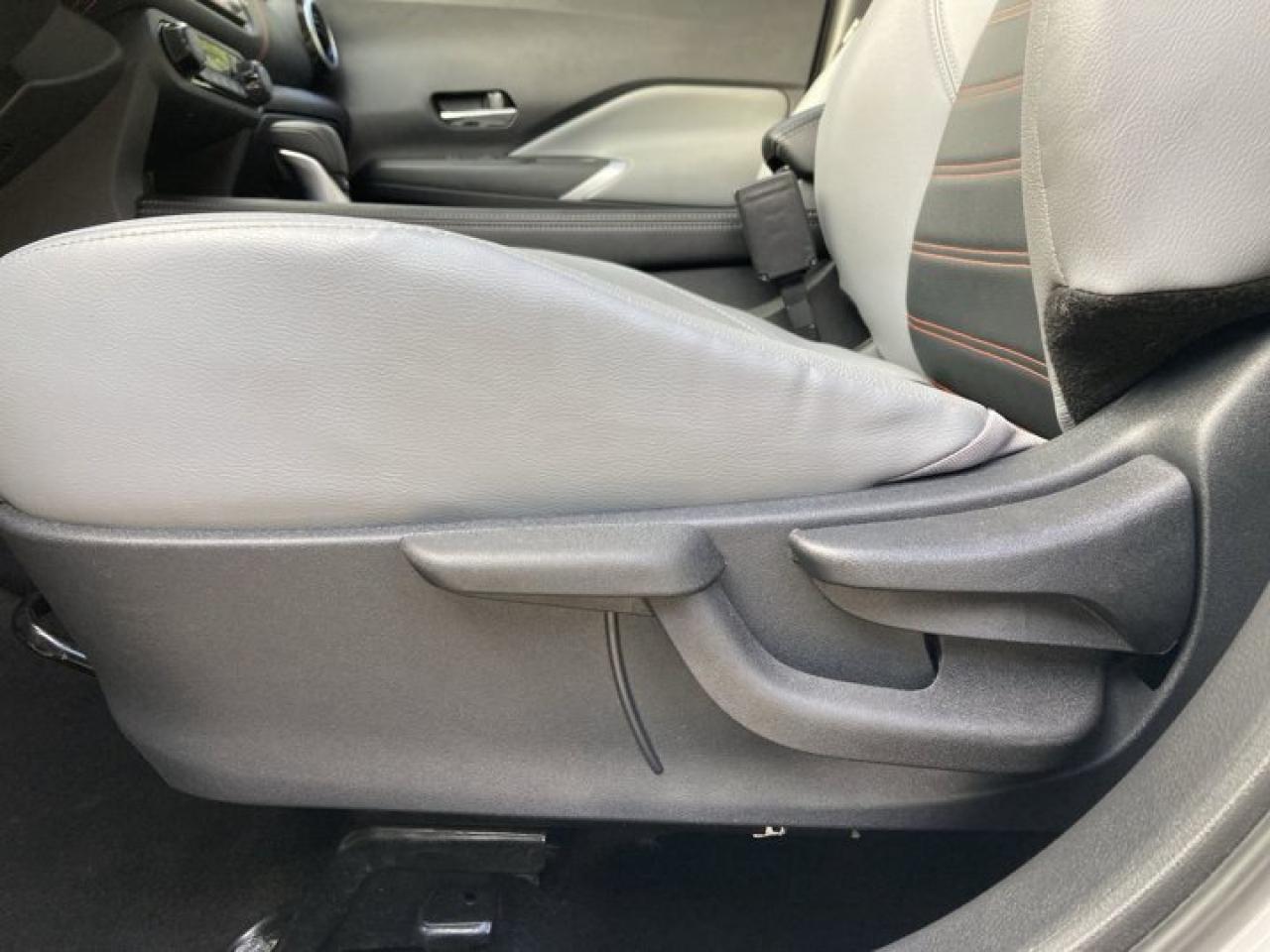 2024 Nissan Kicks SR | Remote Start | Leather Seats | Heated Seats Photo