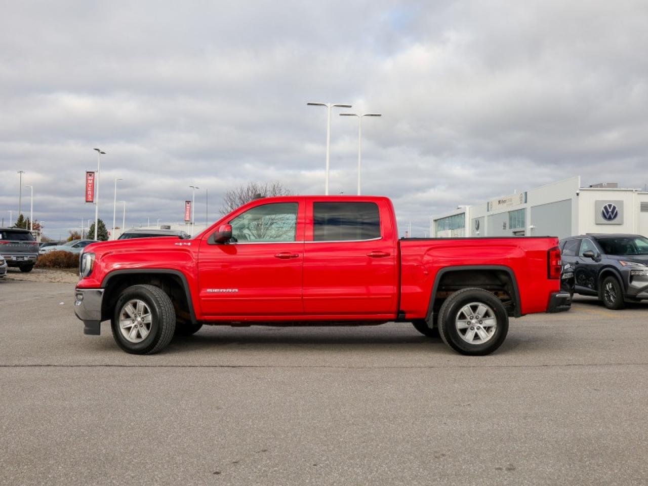 2017 GMC Sierra 1500 SLE  -  Bluetooth Photo