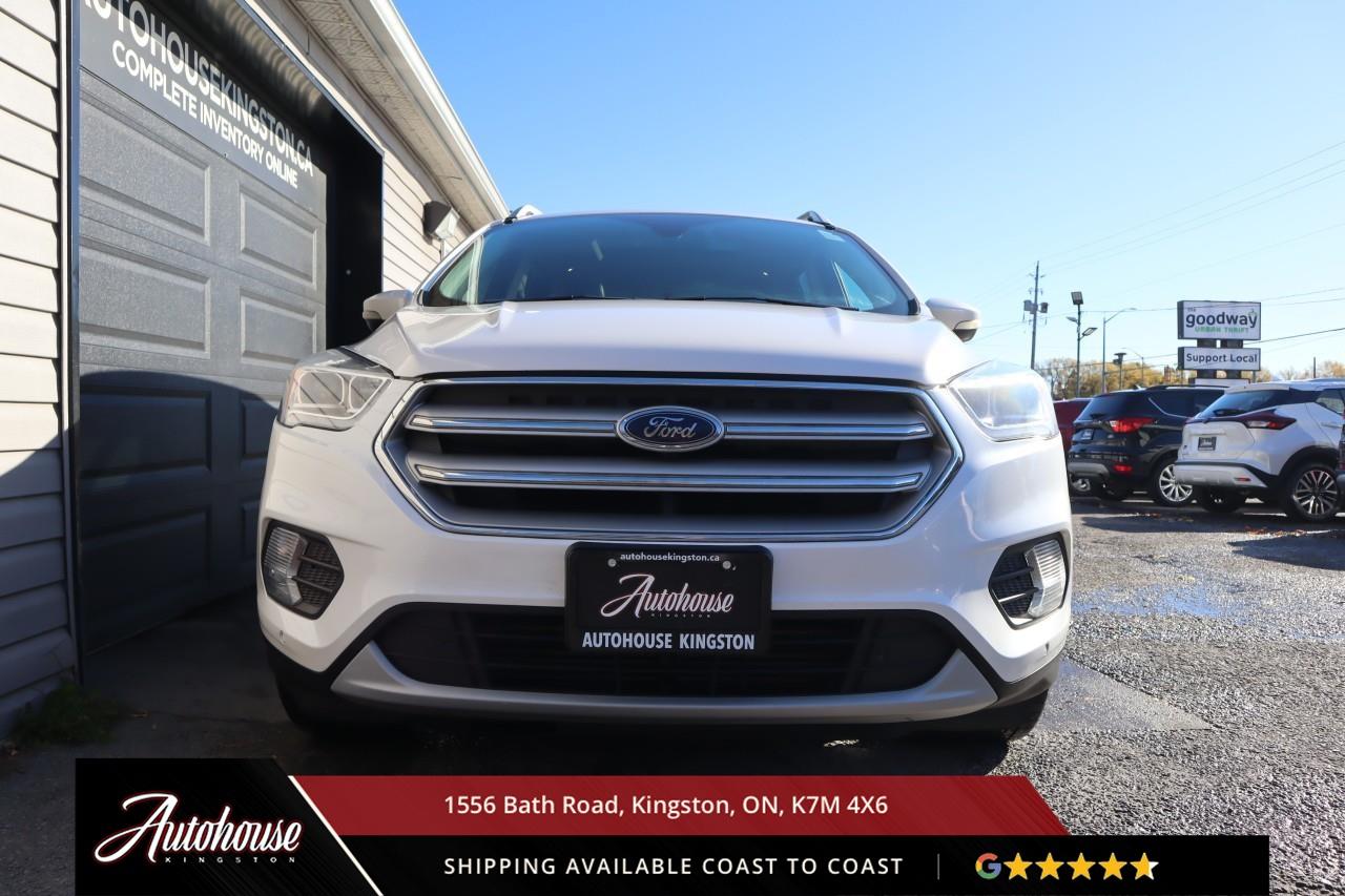 2018 Ford Escape Titanium REMOTE START - PANORAMIC MOONROOF Photo2