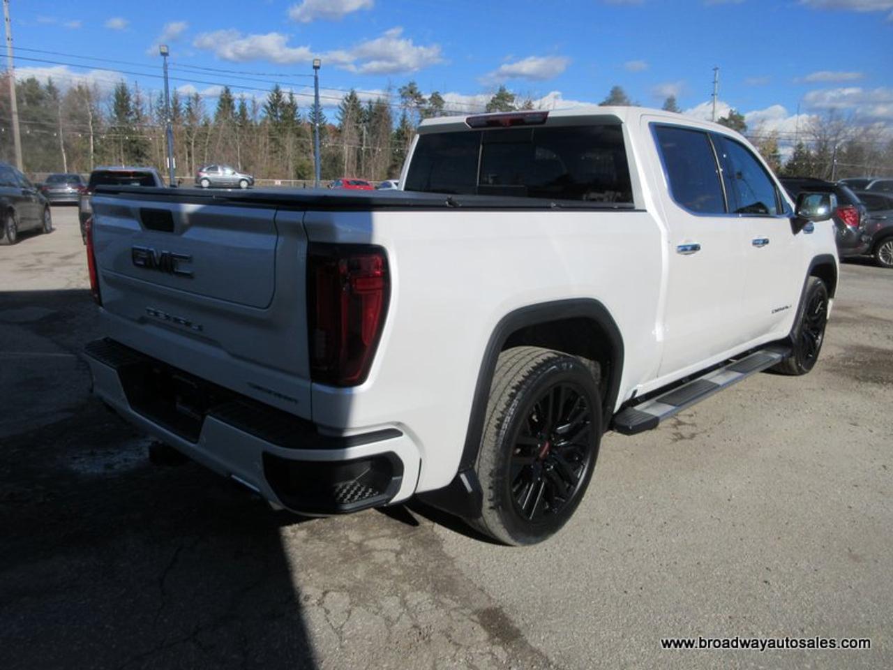 2022 GMC Sierra 1500 LOADED DENALI-PACKAGE 5 PASSENGER 6.2L - V8.. 4X4.. CREW-CAB.. SHORTY.. POWER SUNROOF.. LEATHER.. HEATED SEATS & WHEEL.. BACK-UP CAMERA.. Photo