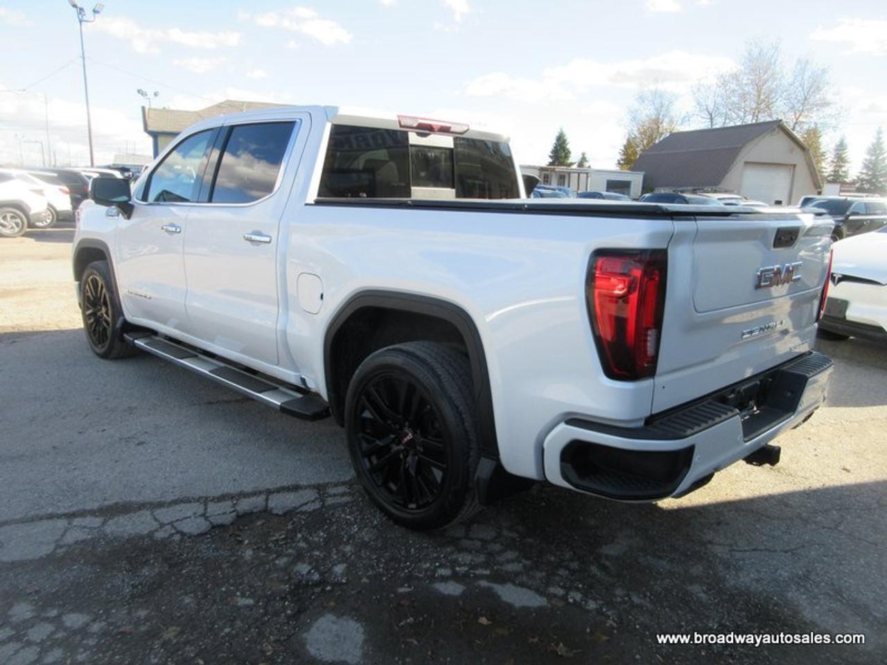 2022 GMC Sierra 1500 LOADED DENALI-PACKAGE 5 PASSENGER 6.2L - V8.. 4X4.. CREW-CAB.. SHORTY.. POWER SUNROOF.. LEATHER.. HEATED SEATS & WHEEL.. BACK-UP CAMERA.. Photo