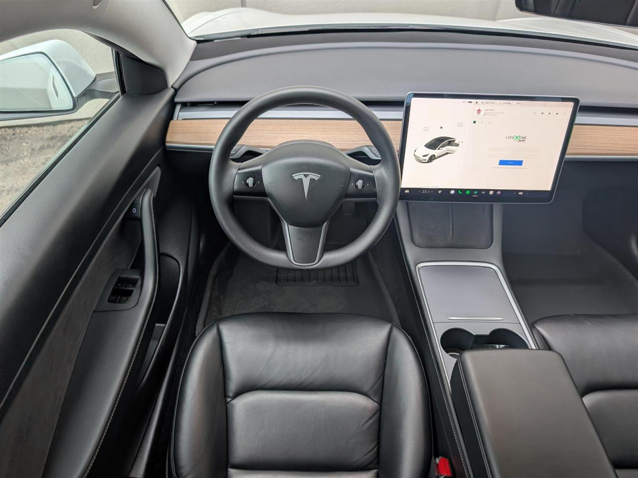 2021 Tesla Model 3 STANDARD RANGE PLUS Photo