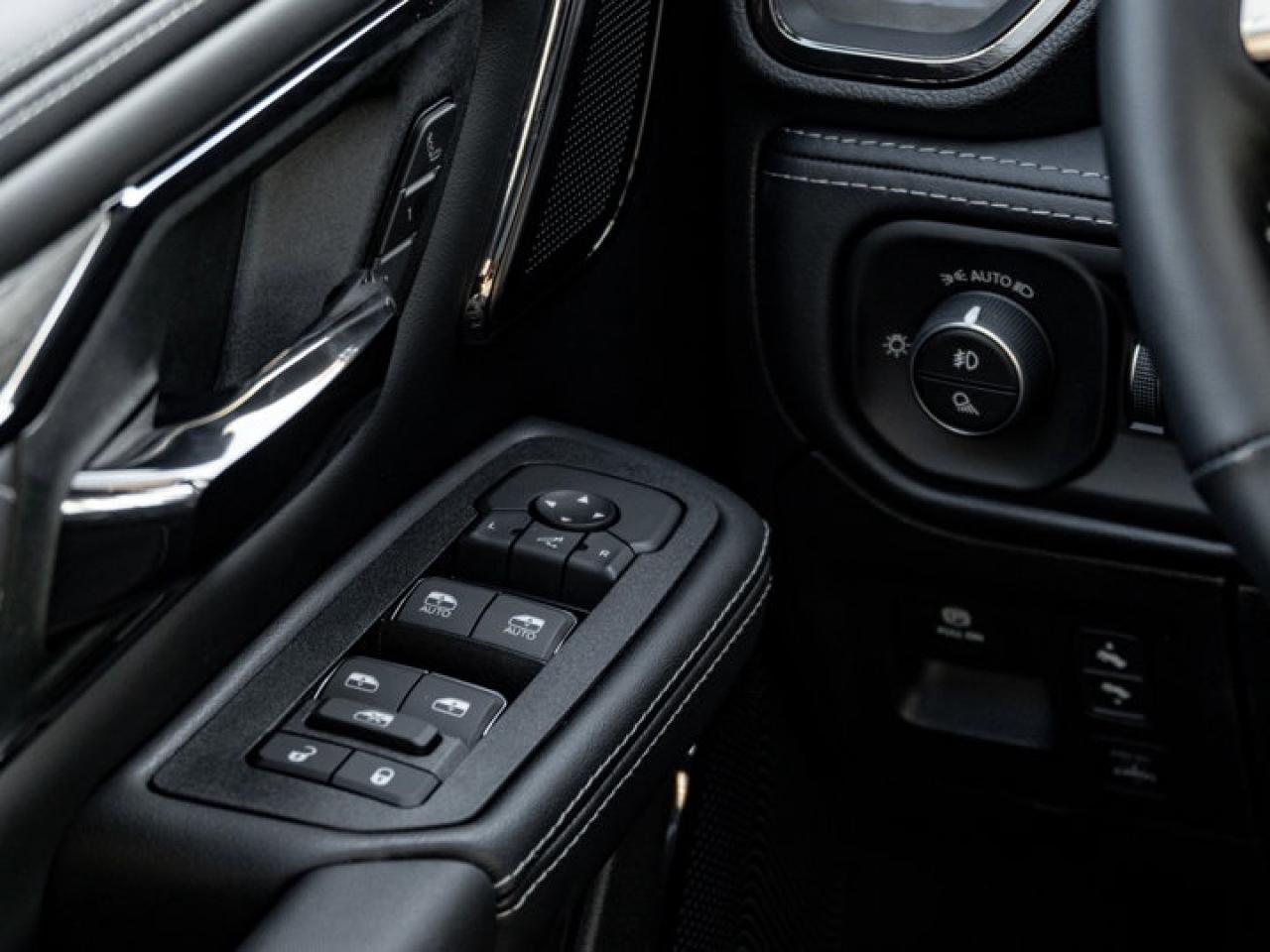 2026 RAM 1500 Limited Photo