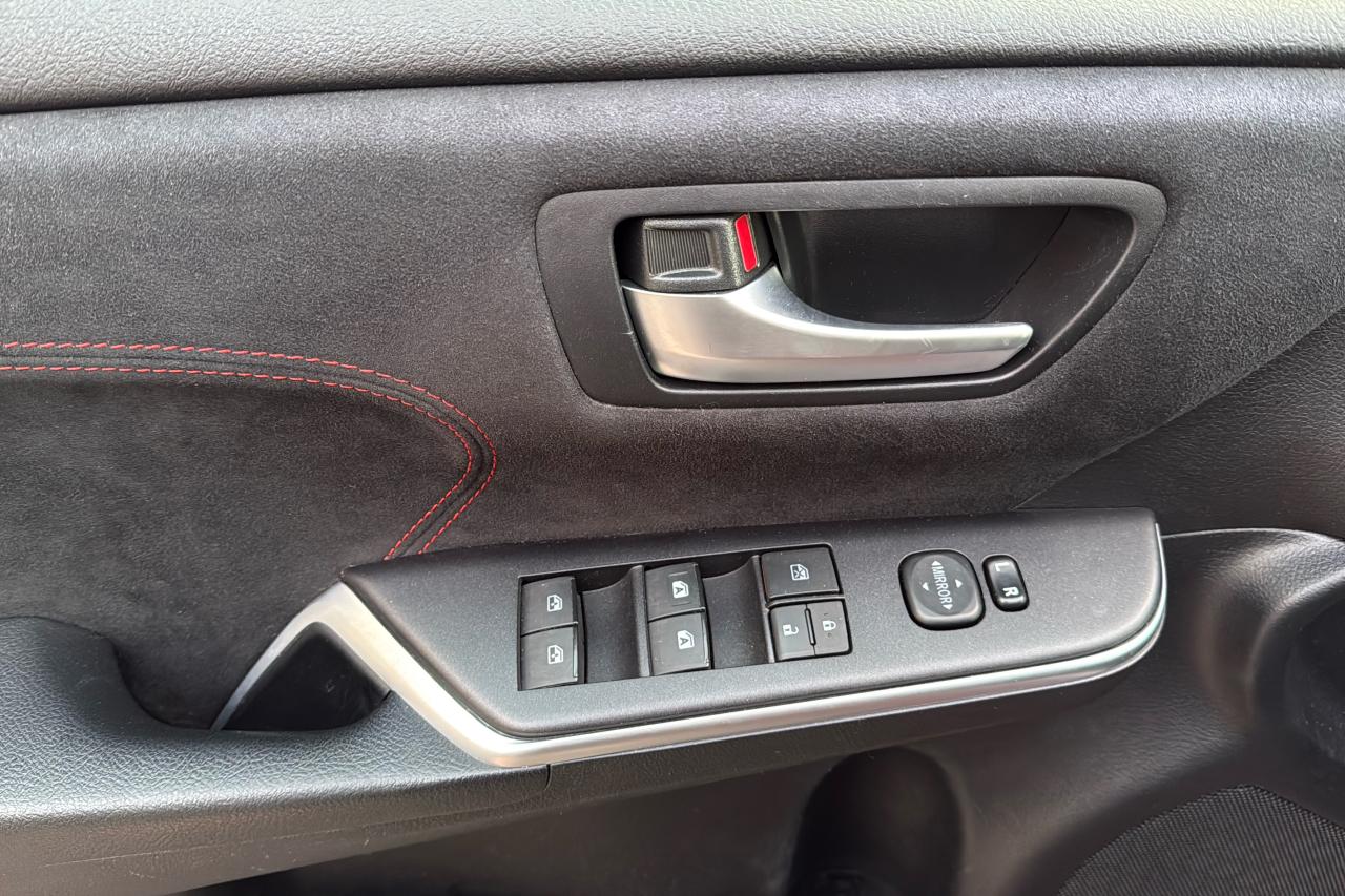 2015 Toyota Camry XSE Photo