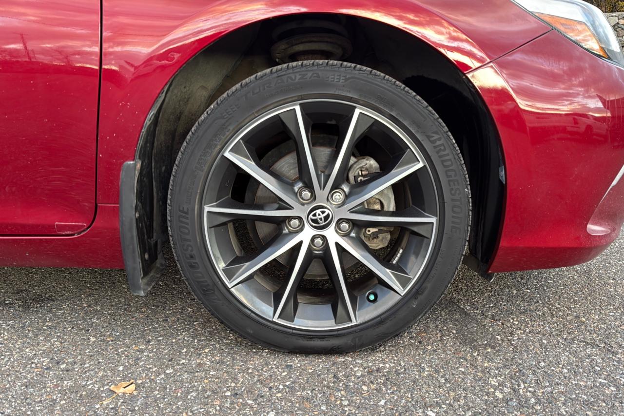 2015 Toyota Camry XSE Photo