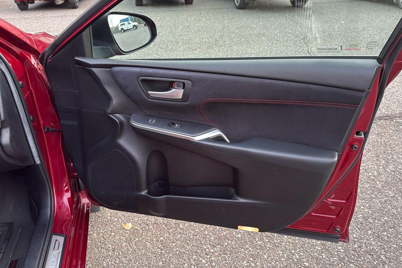 2015 Toyota Camry XSE Photo