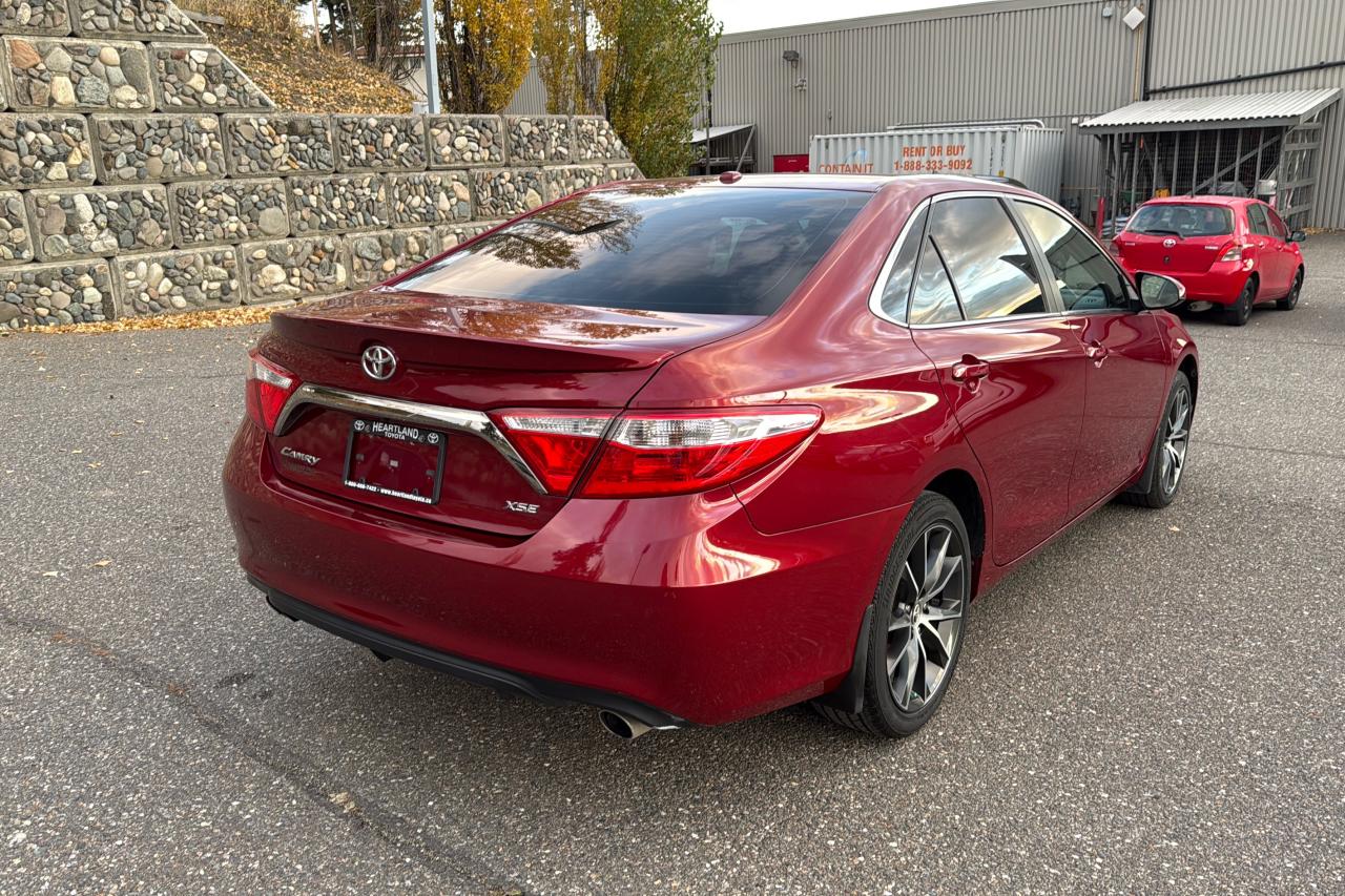 2015 Toyota Camry XSE Photo