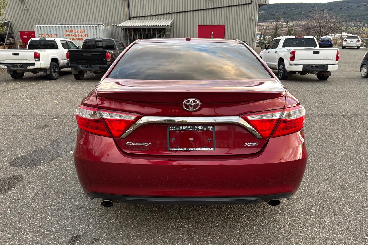 2015 Toyota Camry XSE Photo