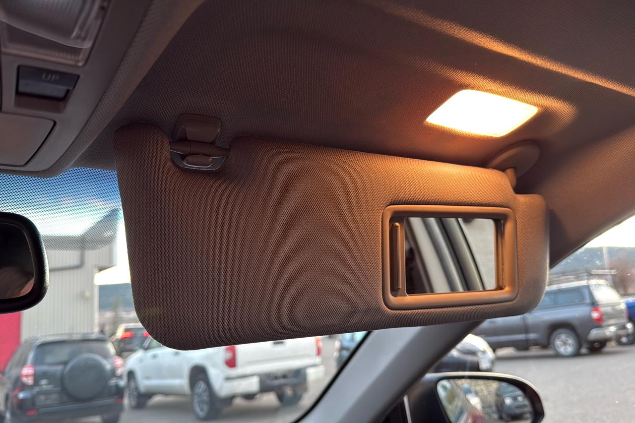 2015 Toyota Camry XSE Photo