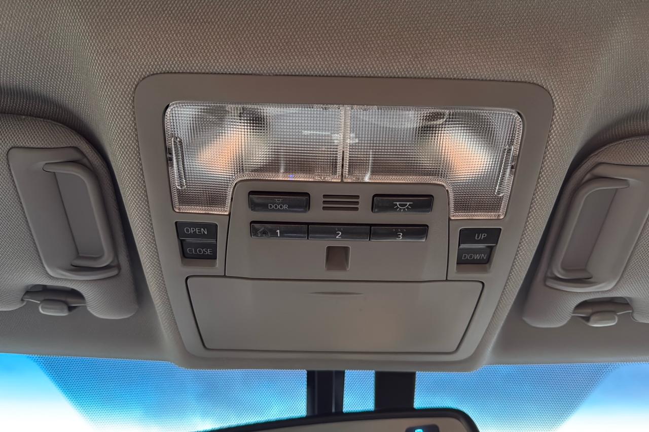 2015 Toyota Camry XSE Photo