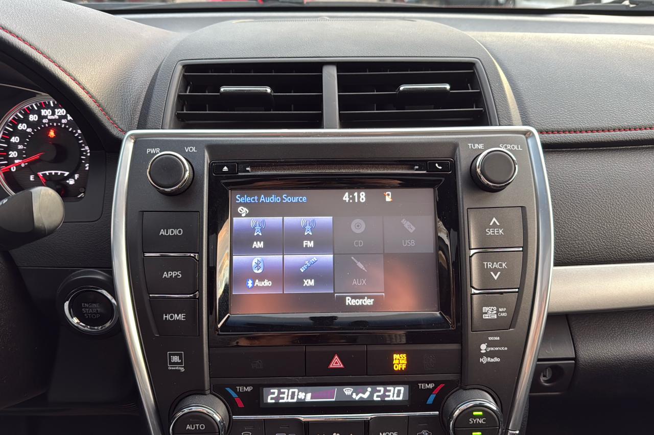 2015 Toyota Camry XSE Photo