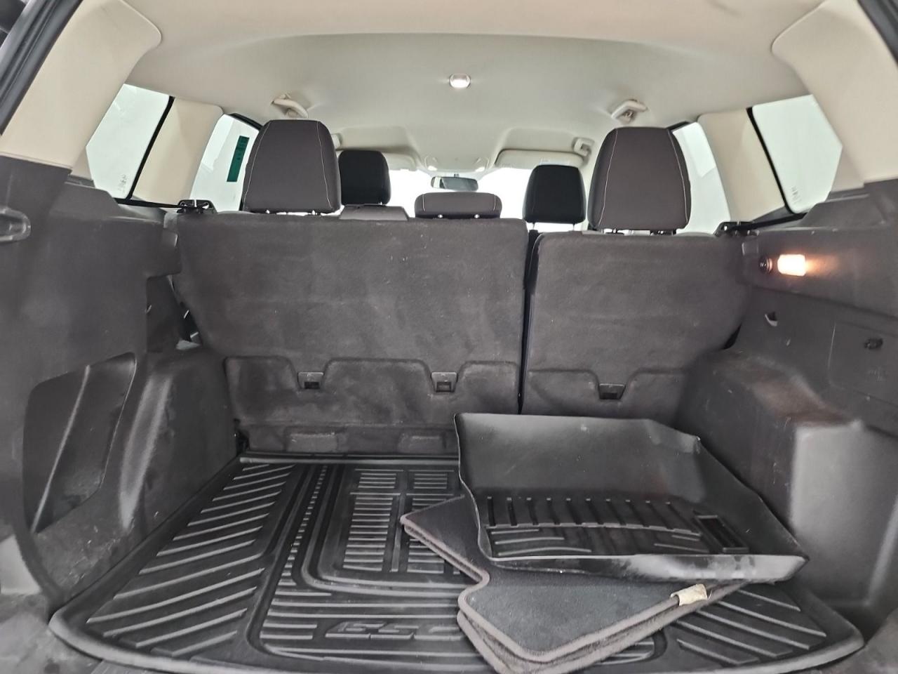 2017 Ford Escape SE AWD - Photo #4