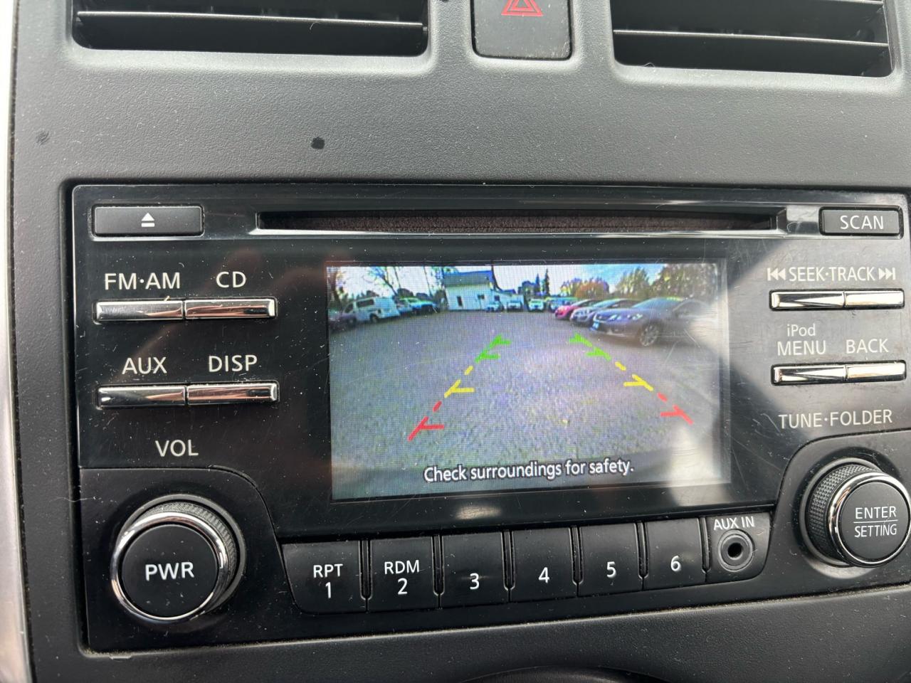 2015 Nissan Micra SV, Hatchback, Auto, Back-Up-Camera