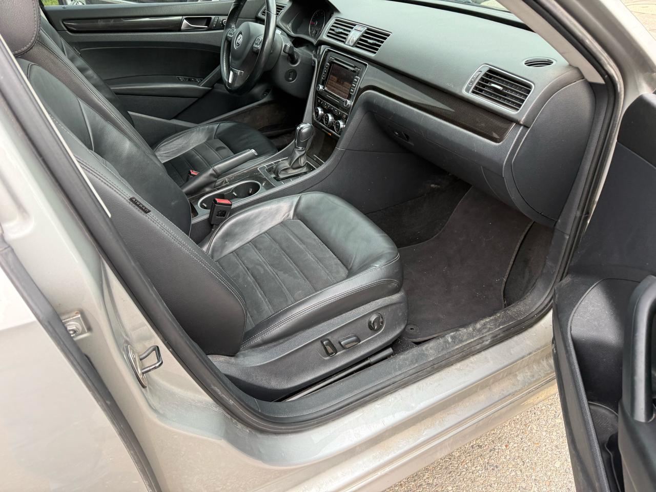 2013 Volkswagen Passat Highline diesel sunroof - Photo #15