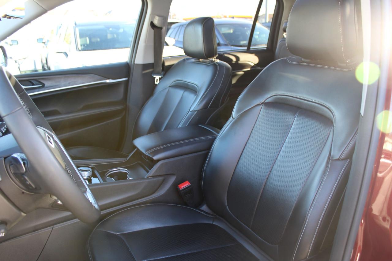 2023 Jeep Grand Cherokee L Limited 4x4 - Photo #2