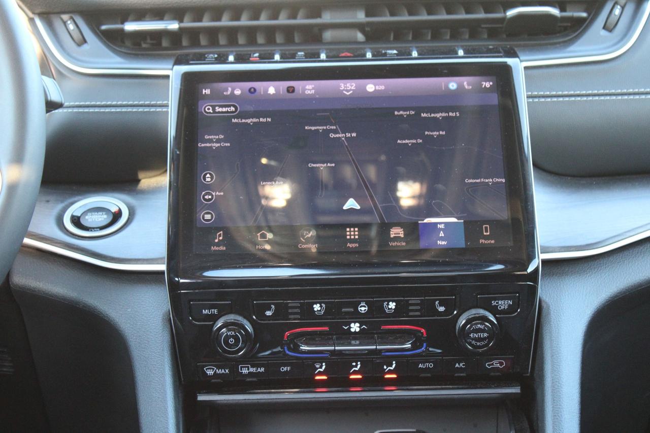 2023 Jeep Grand Cherokee L Limited 4x4 - Photo #6