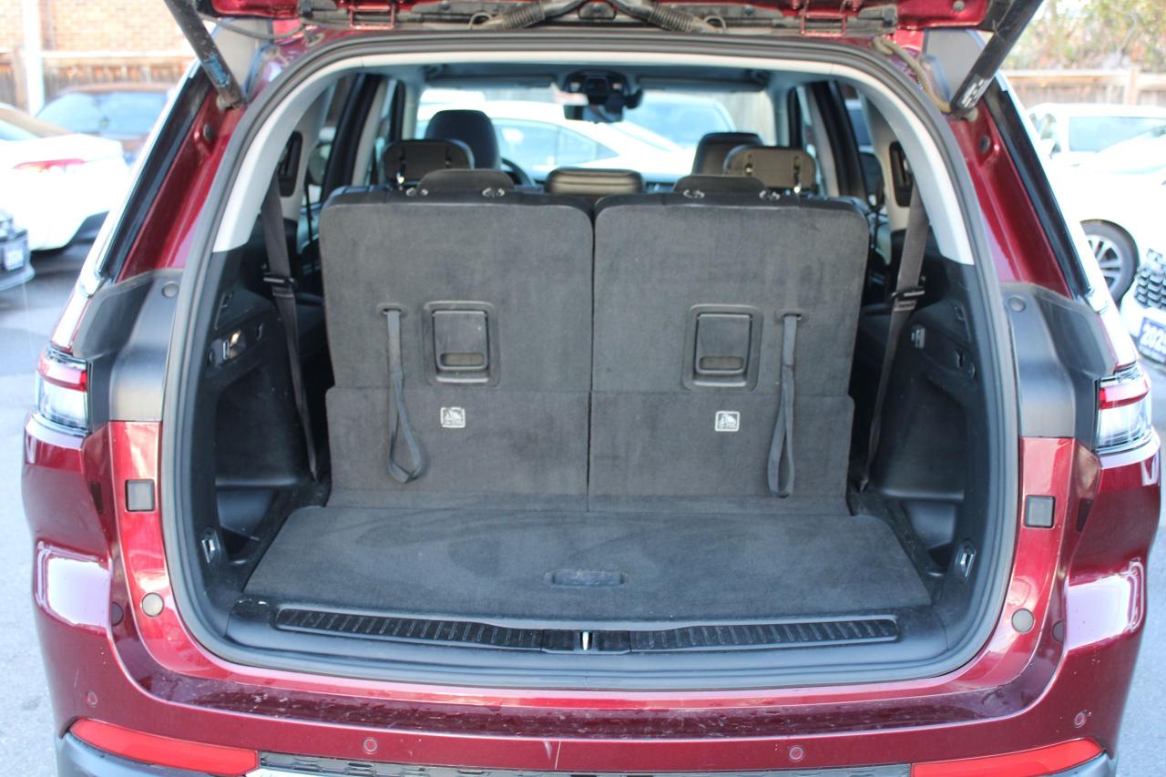 2023 Jeep Grand Cherokee L Limited 4x4 - Photo #10