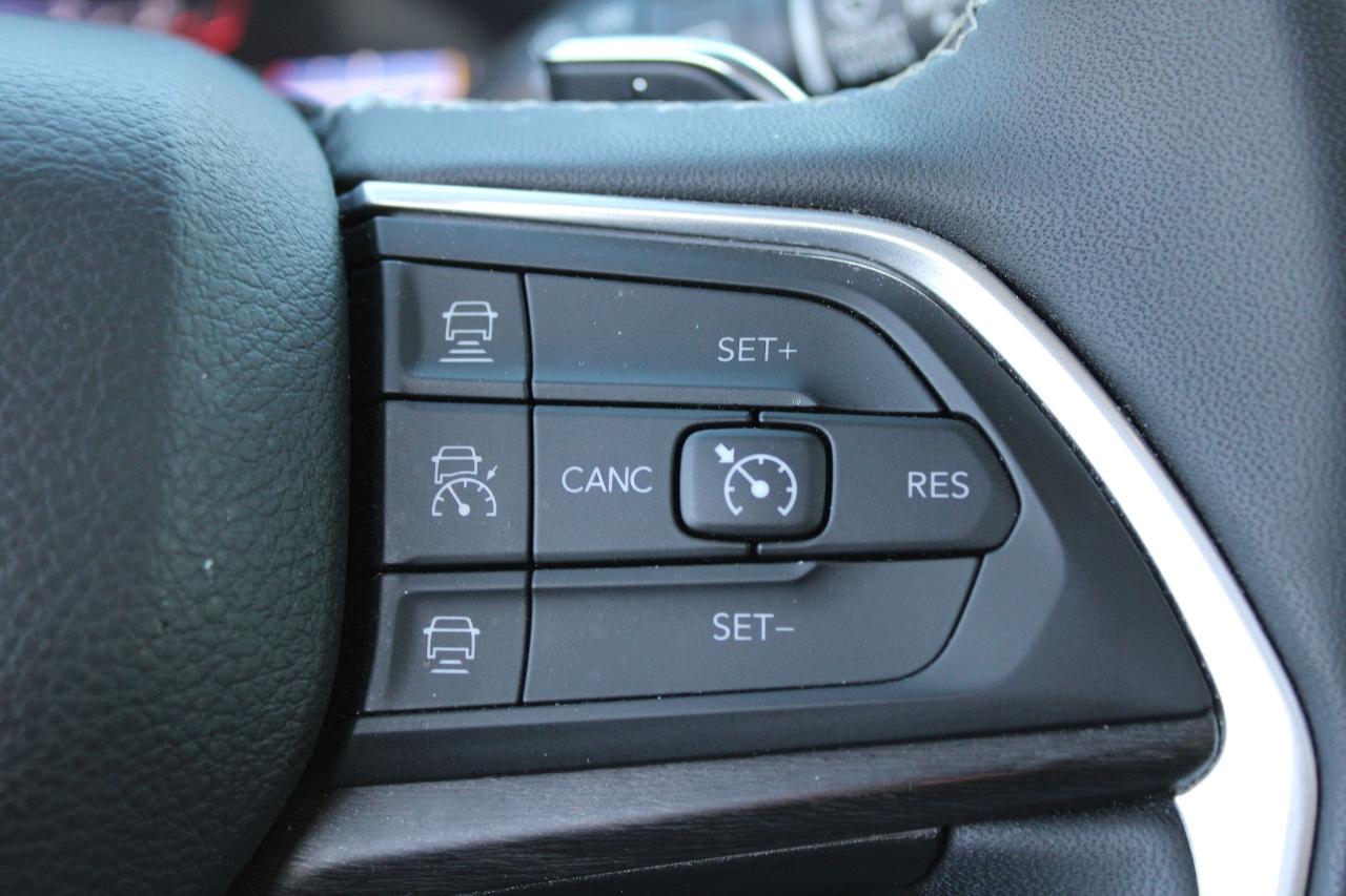 2023 Jeep Grand Cherokee L Limited 4x4 - Photo #20