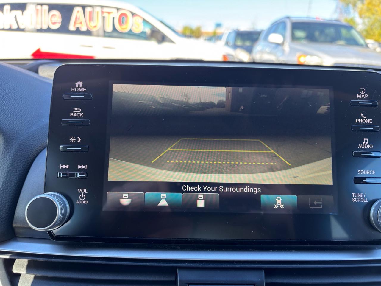 2019 Honda Accord Touring FWD Photo