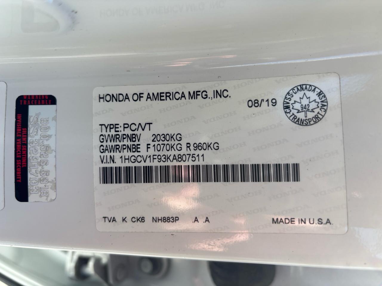 2019 Honda Accord Touring FWD Photo