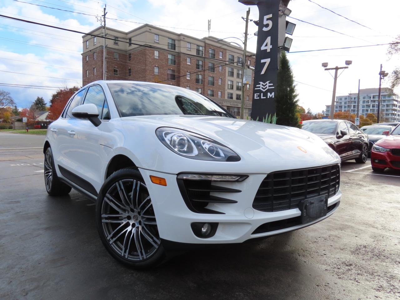 2015 Porsche Macan S - AWD - Navigation - Leather - Low Kms !! Photo