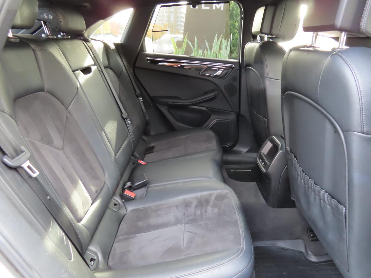 2015 Porsche Macan S - AWD - Navigation - Leather - Low Kms !! Photo