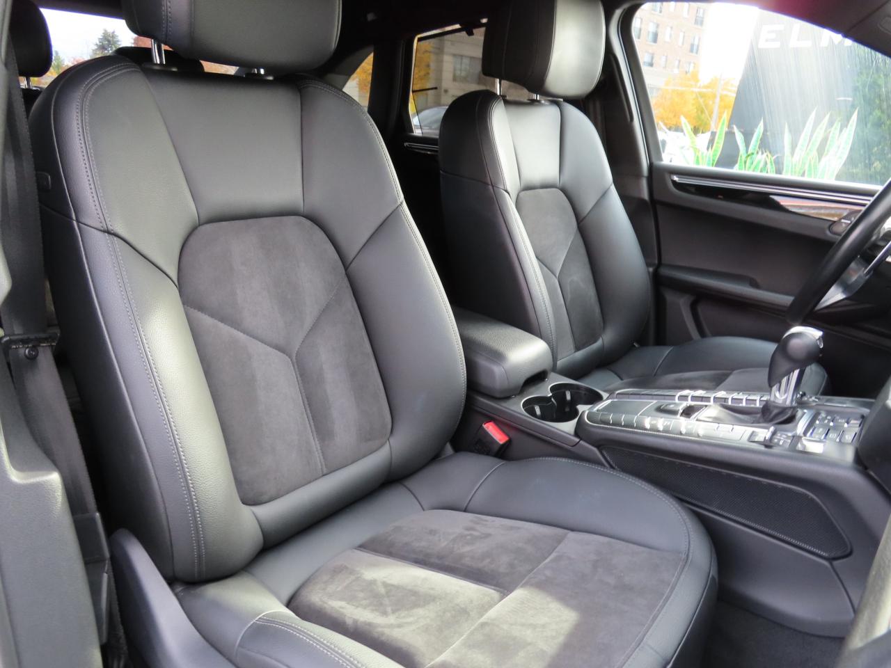 2015 Porsche Macan S - AWD - Navigation - Leather - Low Kms !! Photo