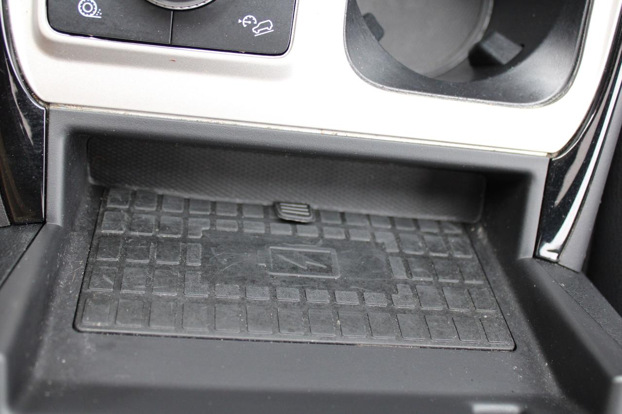 2023 Ford Explorer ST-LINE 4WD - Photo #17